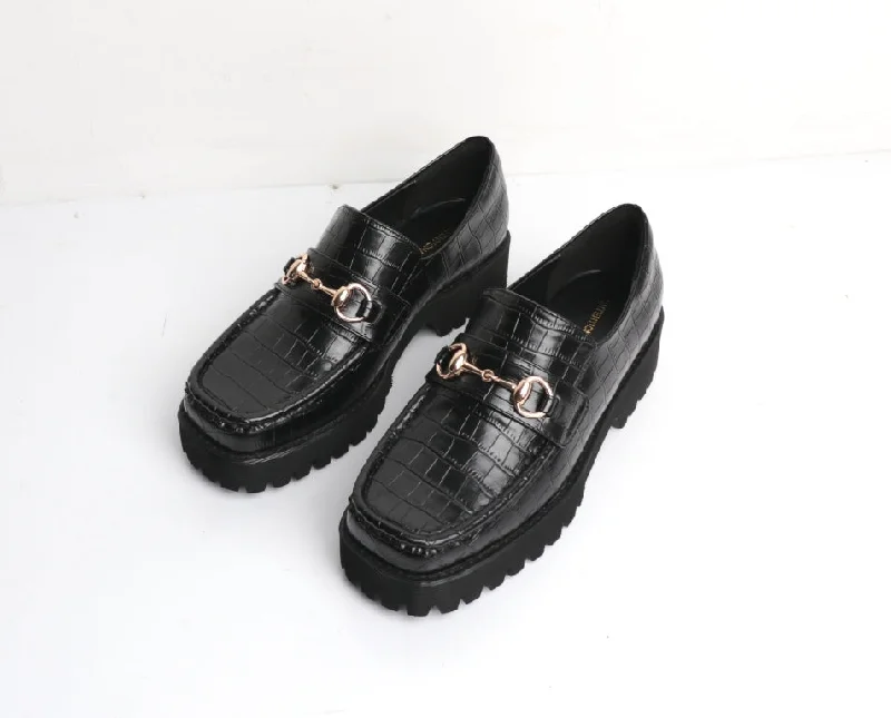 Adjustable Lace - Up Women's Oxfords in Tan for a Customized FitHK-2 Loafer in Black Croc from Intentionally Blank