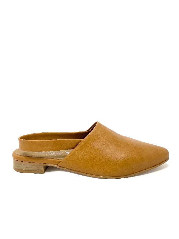 Women's Premium Full - Grain Leather Oxfords in Dark Brown for a Classic Office LookBianca Mule in Camel from Novacas