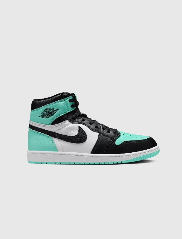 Lace - Up Women's Athletic Sneakers with Shock - Absorbing Midsoles for Intense WorkoutsAIR JORDAN 1 RETRO HIGH OG "GREEN GLOW"