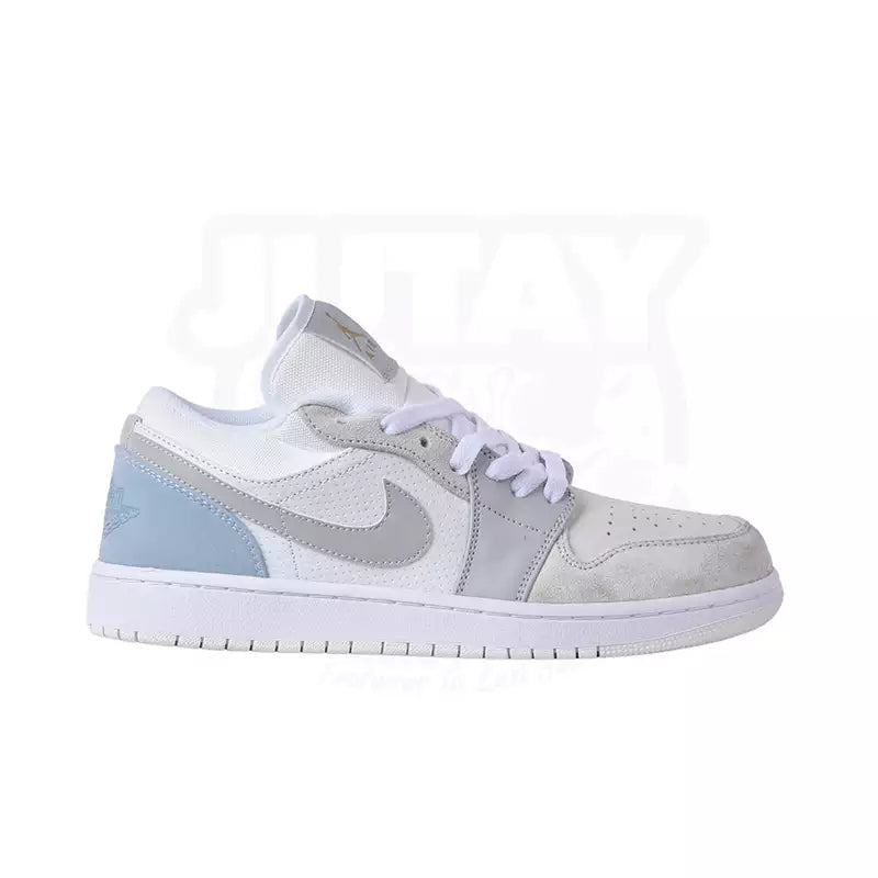 Women's Sneakers with Hidden Wedges for a Subtle Height Boost and Added StyleAJ 1  LOWS - PARIS ( PRM )