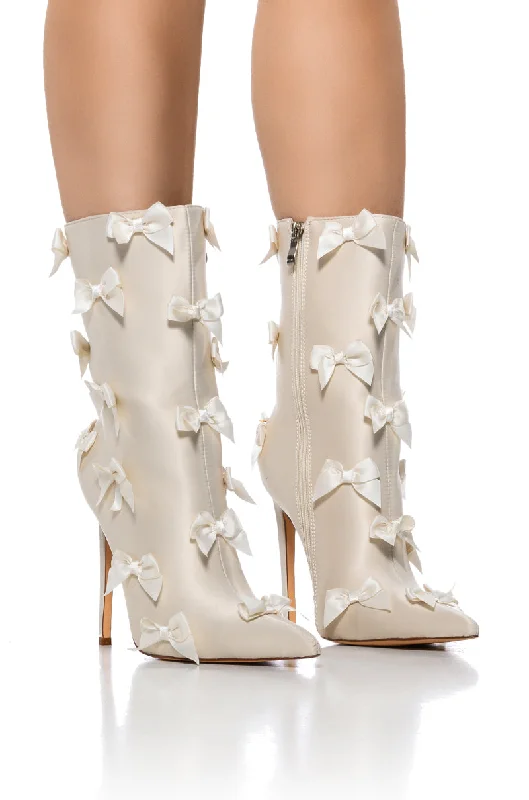 Women's Over - the - Knee Suede Boots in Taupe for a Stylish and Sophisticated OutfitAZALEA WANG TAFFYTA CREAM BOW BOOT