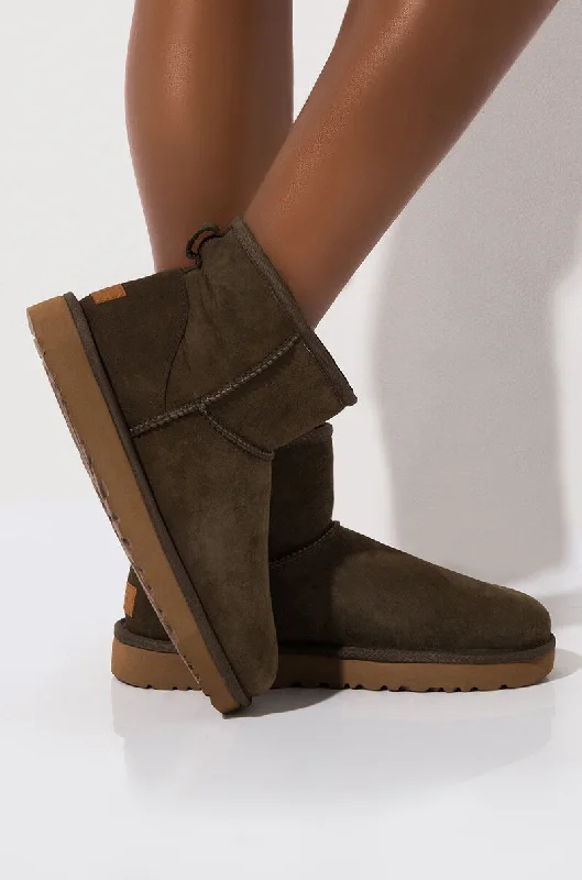 Women's Ankle Booties with Faux Leather and Furry Cuffs in Tan for a Cute and Warm StyleSEXY WEATHER FLAT EUCALYPTUS